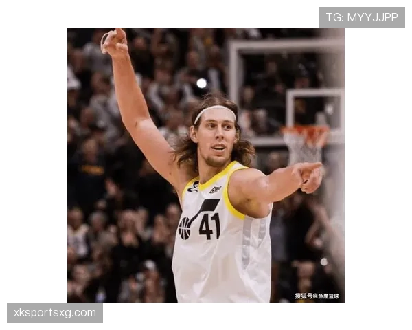 库珀·弗拉格三分效率提升明显，关键时刻拉开进攻空间